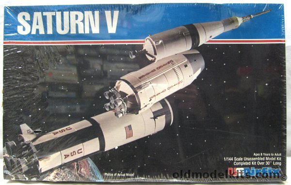 Airfix 1/144 Apollo Saturn V, 7060 plastic model kit